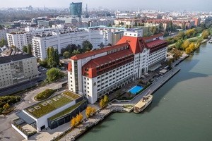 (c) Hilton Danube Waterfront Hilton vienna danube waterfront au%c3%9fenansicht